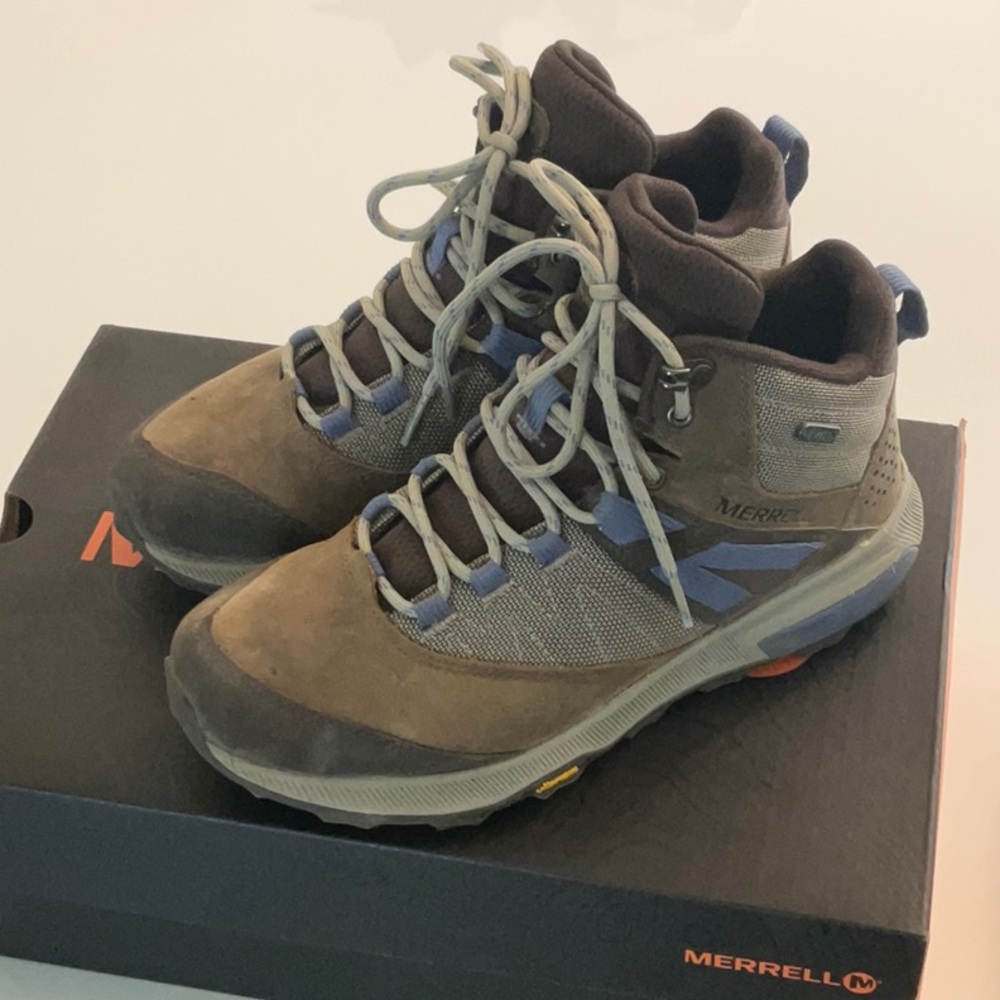 Merrell Brown and Cloudy Blue Zion Mid Waterproof Lace-up Hiking Boots Sz 7